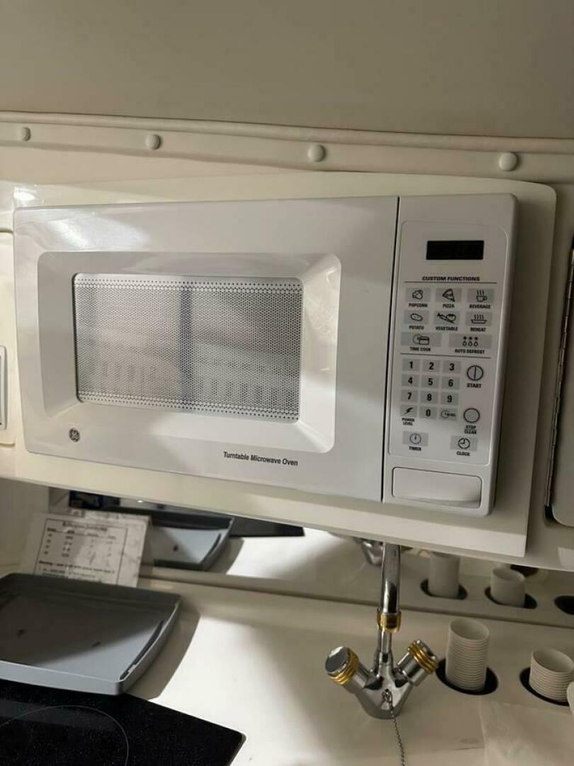 Slide: The Image of Fountain 47 Lightning 2006 - 5196965