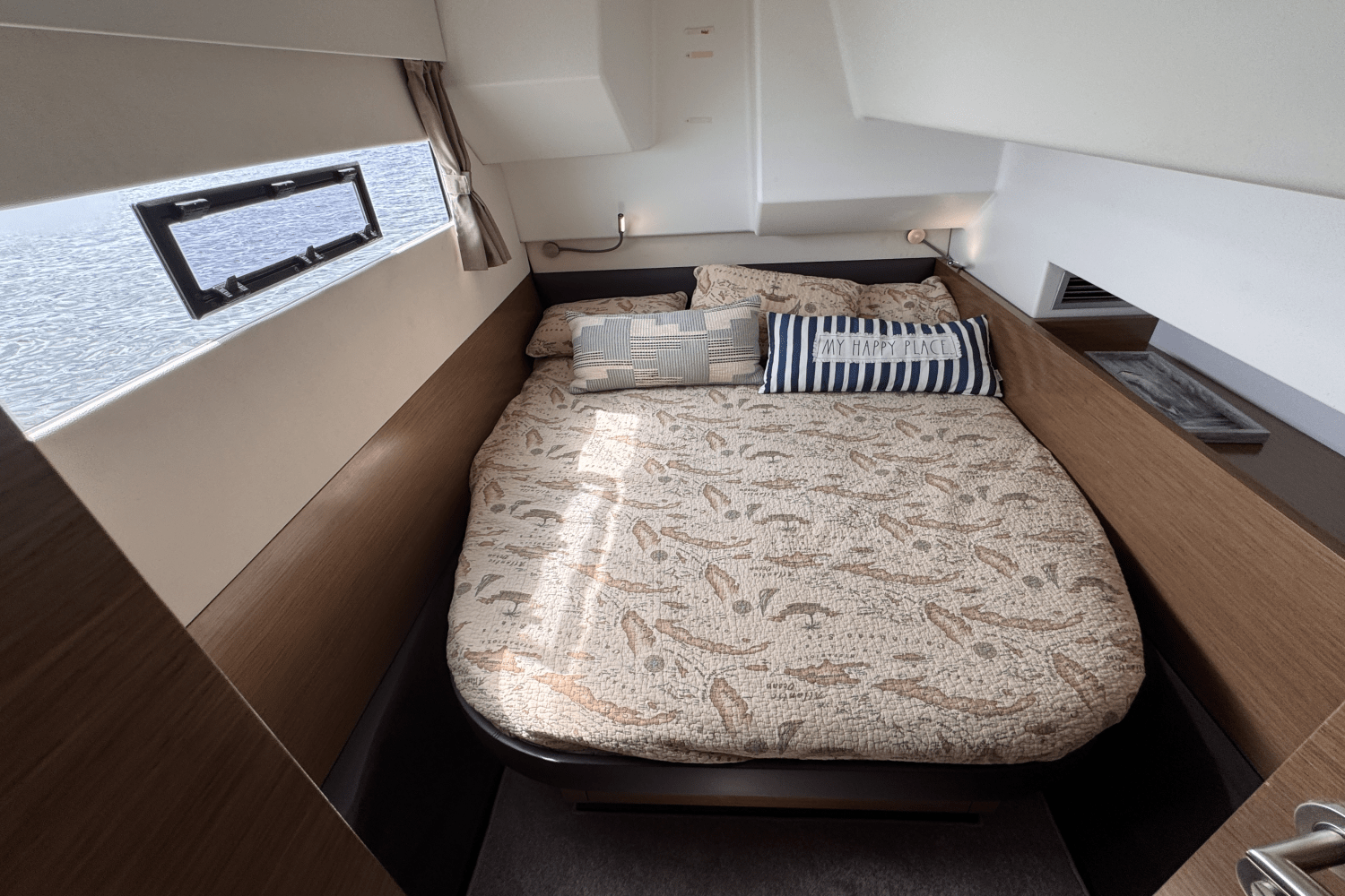 Slide: The Image of Fountaine Pajot MY 37 2015 - 44