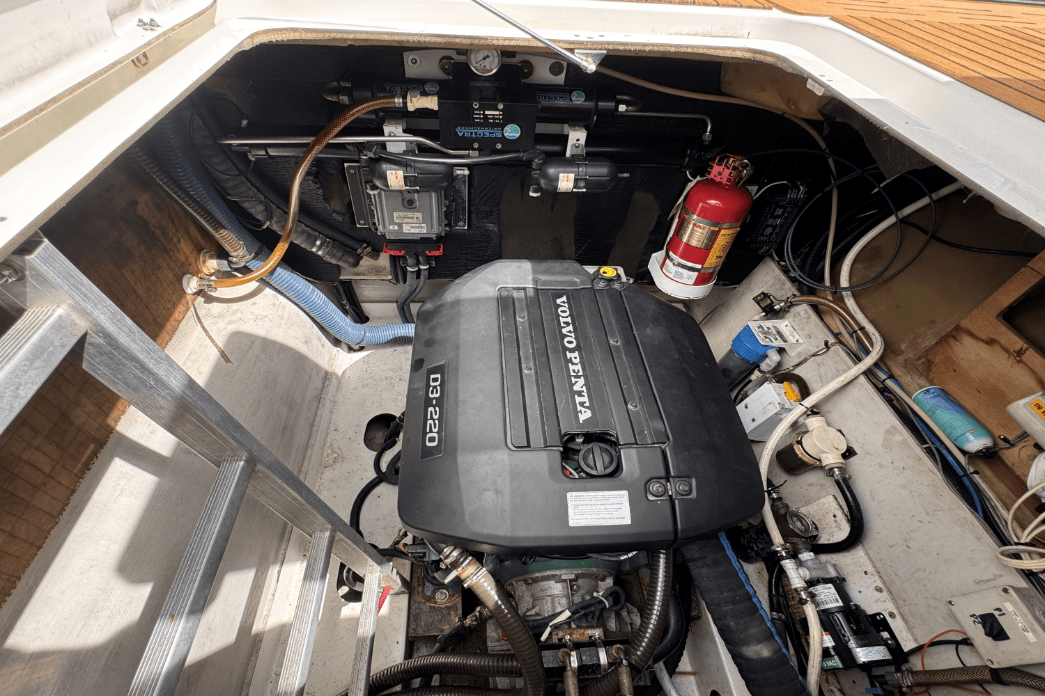Slide: The Image of Fountaine Pajot MY 37 2015 - 48
