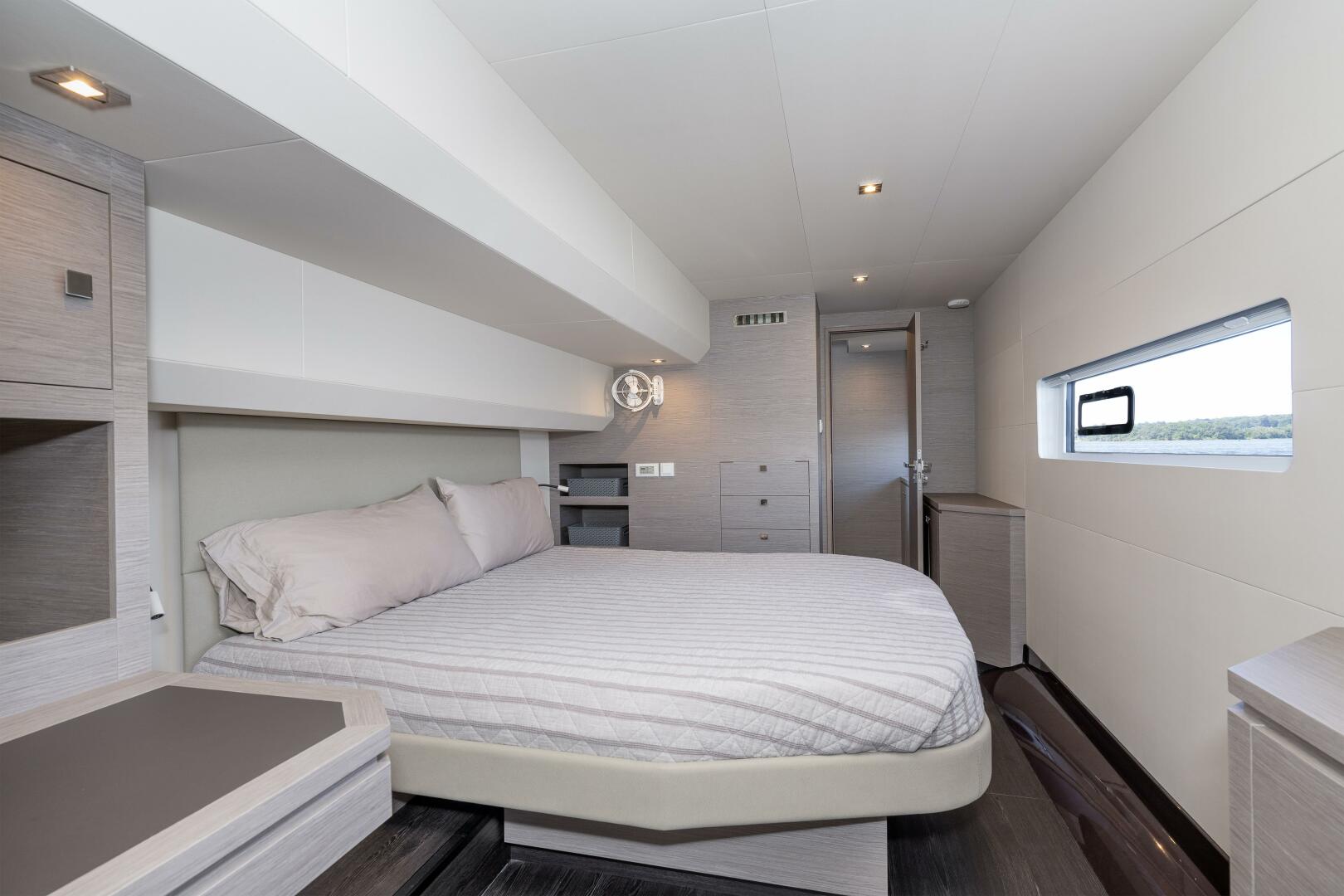 Slide: The Image of Fountaine Pajot MY6 2024 - 4491746