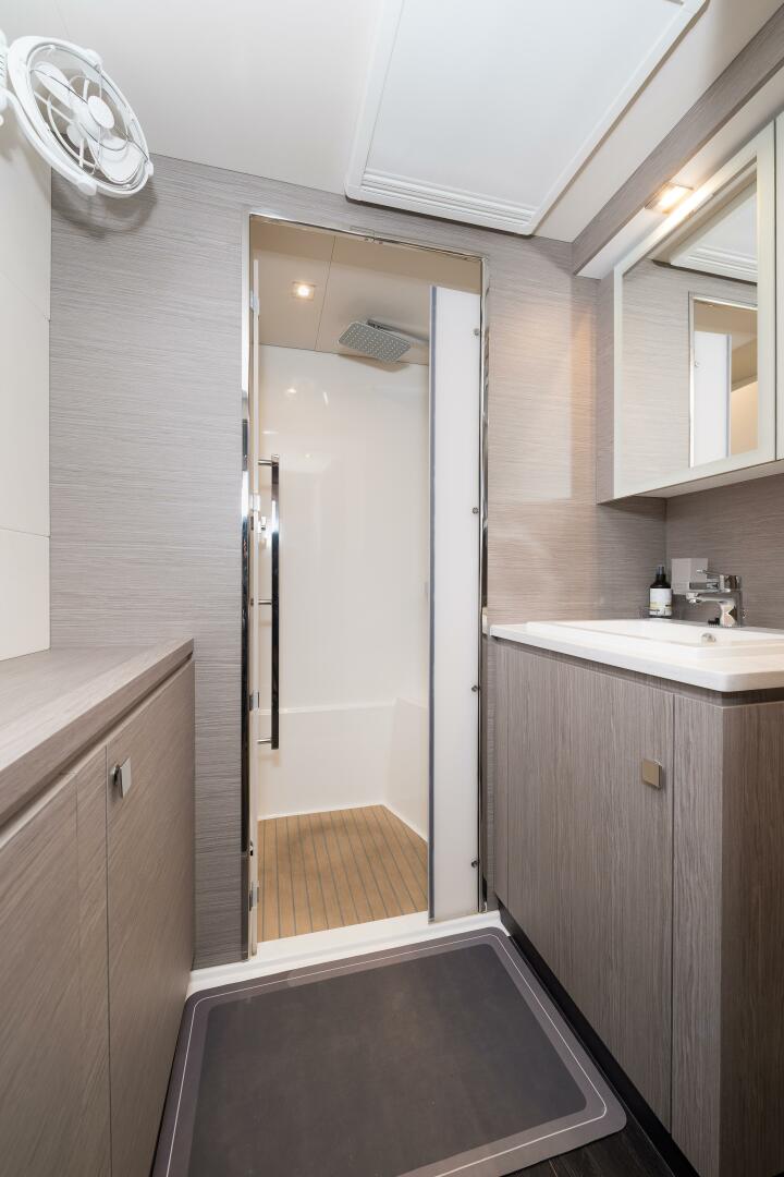 Slide: The Image of Fountaine Pajot MY6 2024 - 4491750