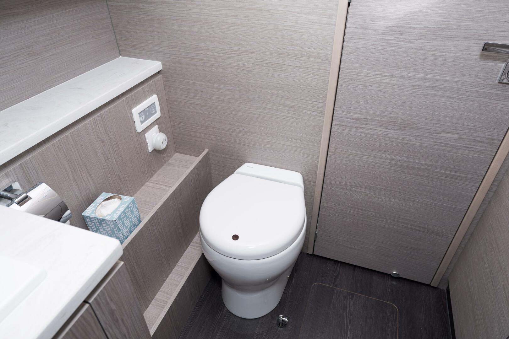 Slide: The Image of Fountaine Pajot MY6 2024 - 4491751