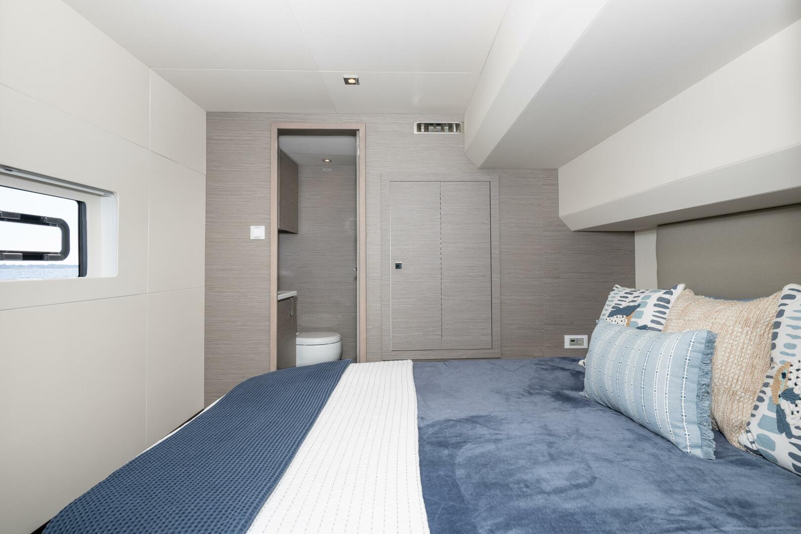 Slide: The Image of Fountaine Pajot MY6 2024 - 4491753