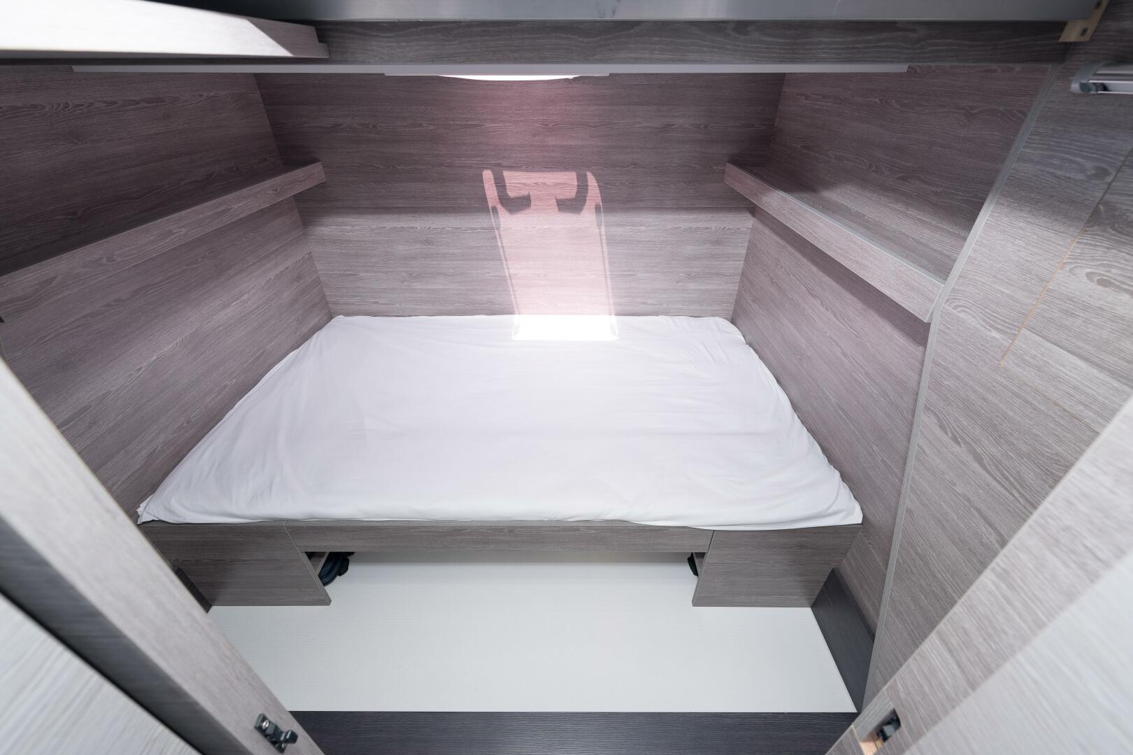 Slide: The Image of Fountaine Pajot MY6 2024 - 4491758