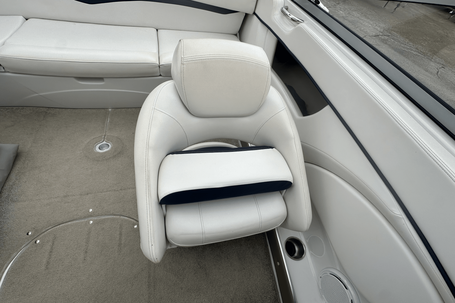 Slide: The Image of Four Winns 200SS 2010 - 13