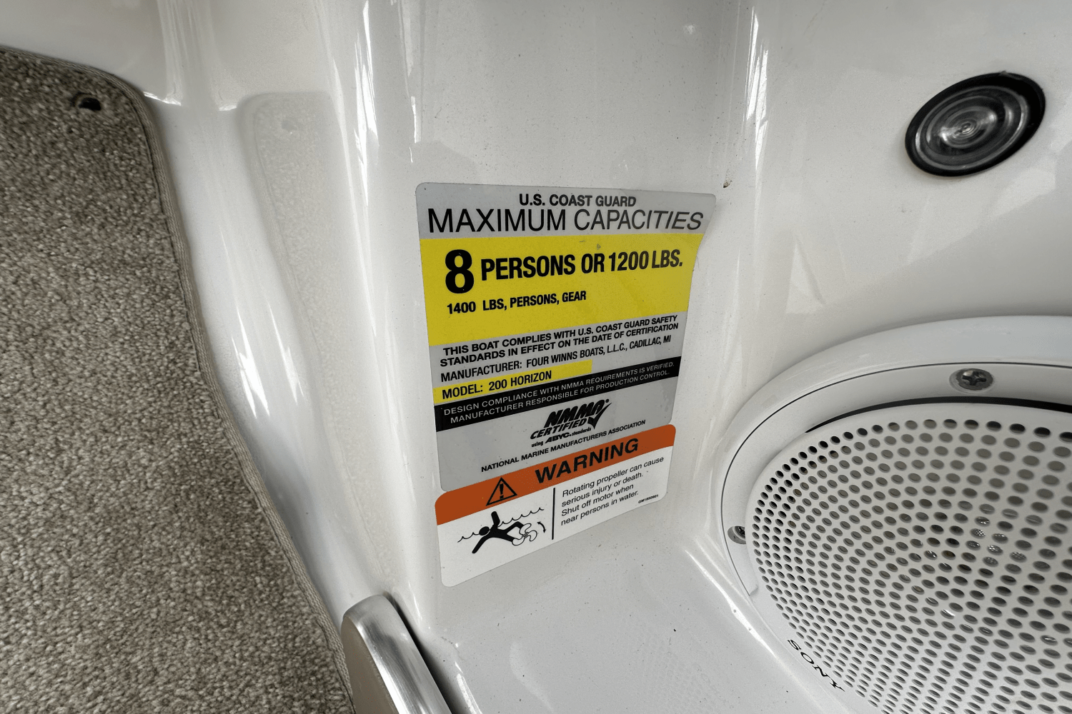 Slide: The Image of Four Winns 200SS 2010 - 26