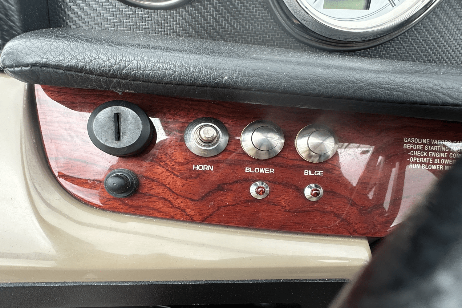 Slide: The Image of Four Winns 200SS 2010 - 30