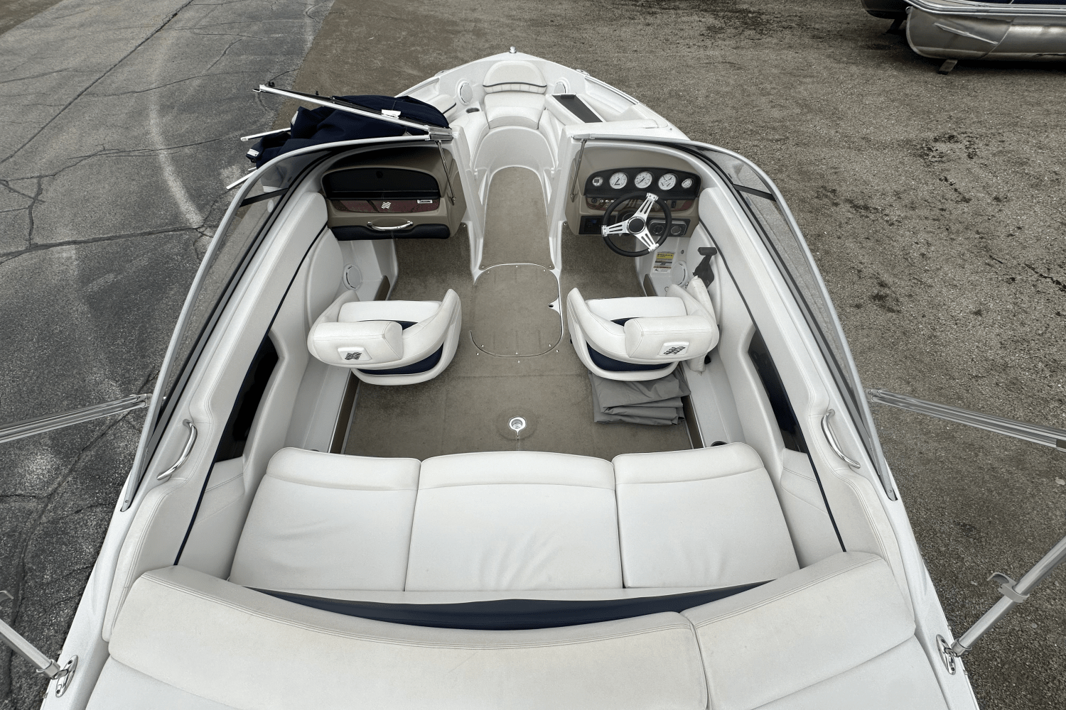 Slide: The Image of Four Winns 200SS 2010 - 32