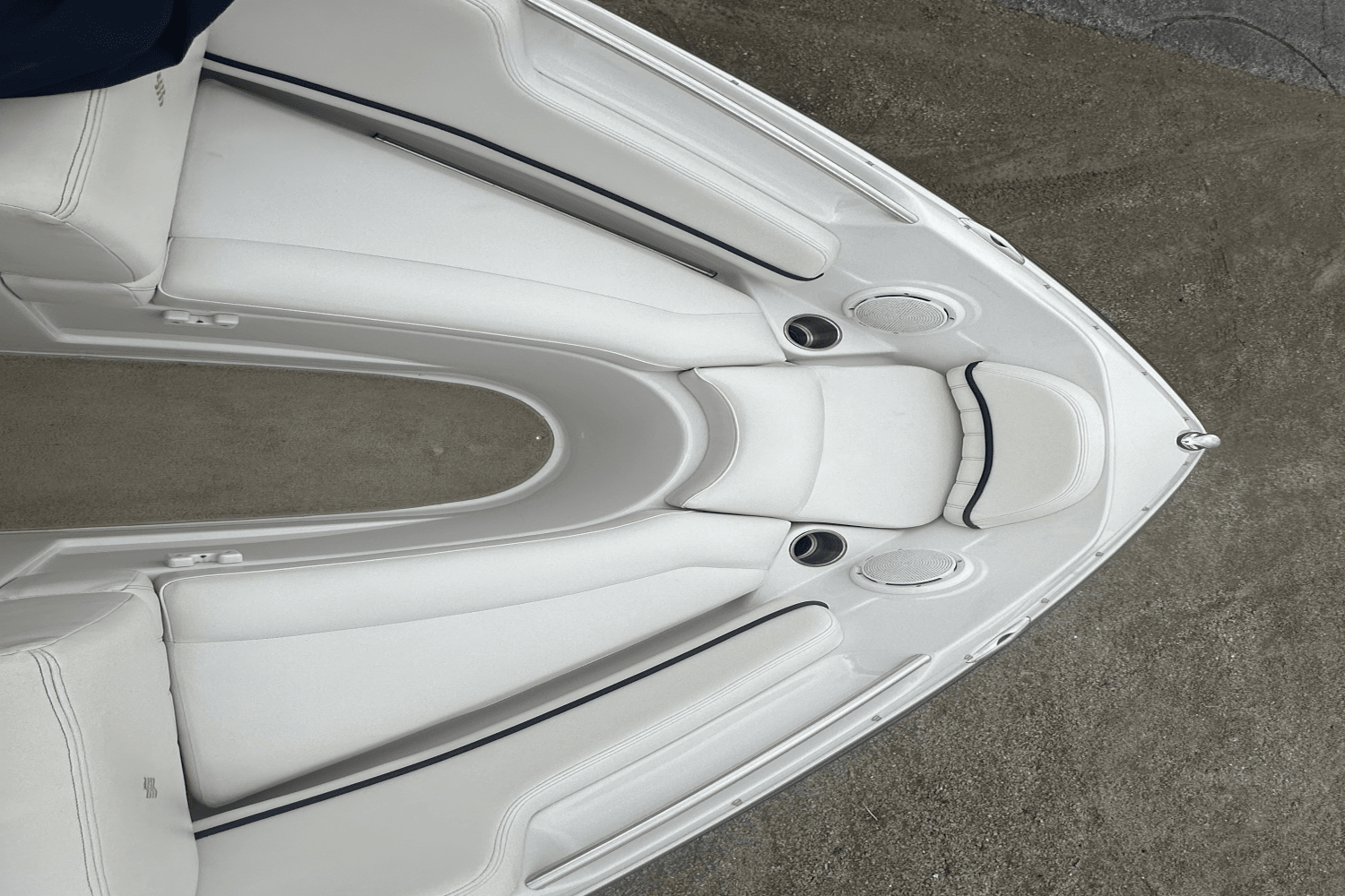 Slide: The Image of Four Winns 200SS 2010 - 7