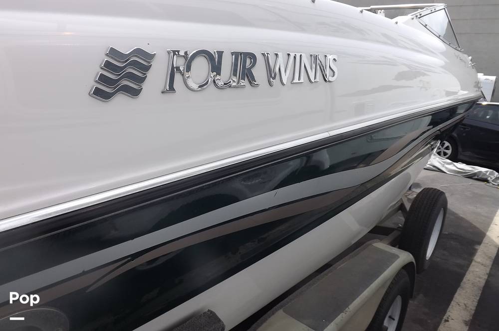 Slide: The Image of Four Winns 220 Horizon 1999 - 14