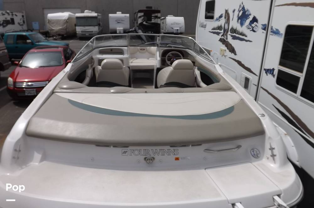 Slide: The Image of Four Winns 220 Horizon 1999 - 38