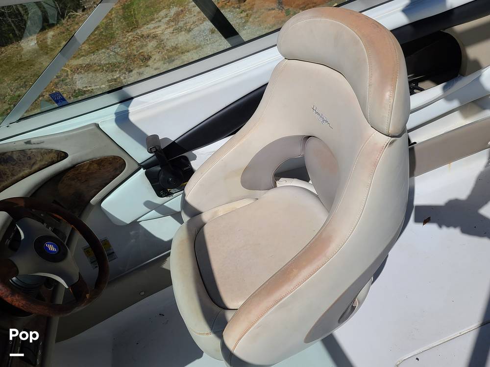 Slide: The Image of Captain's Chair - 10321185