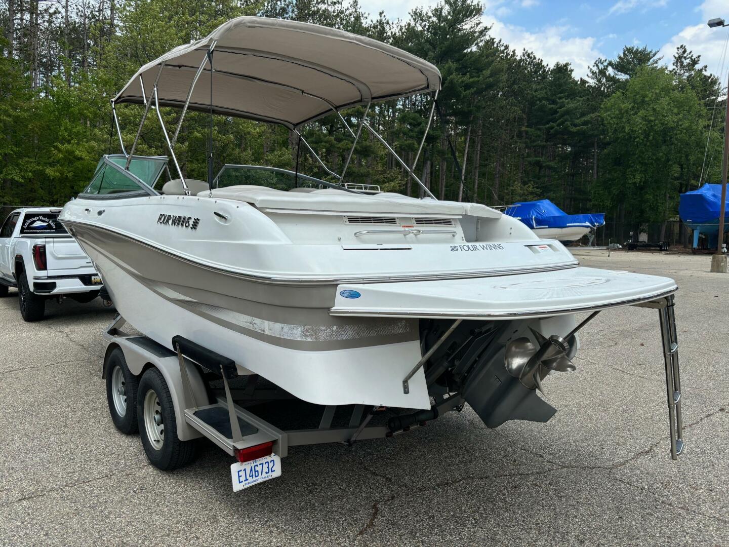 Slide: The Image of Four Winns 240 Horizon 2003 - 5315862