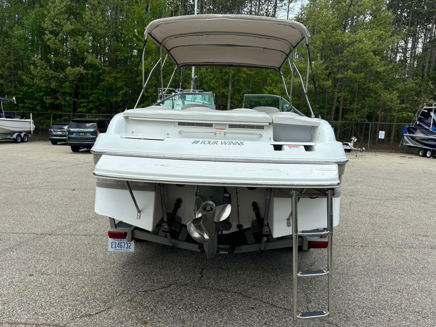 Slide: The Image of Four Winns 240 Horizon 2003 - 5315863