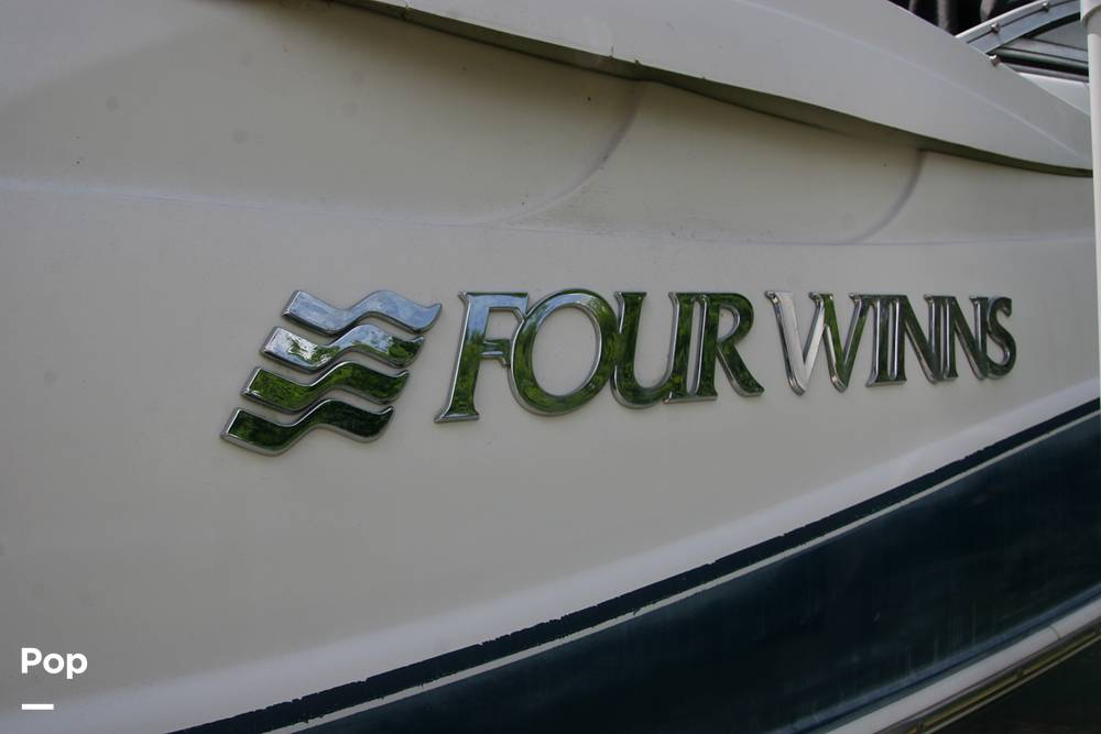 Slide: The Image of Four Winns 258 Vista 2006 - 14792876