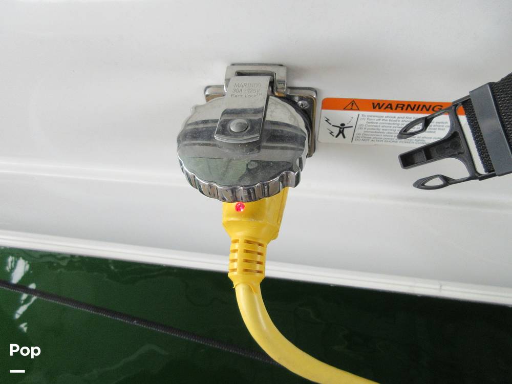 Slide: The Image of Four Winns 268 Vista 2003 - 15620383