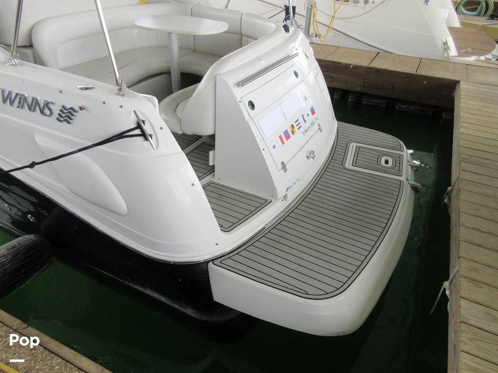 Slide: The Image of Four Winns 268 Vista 2003 - 15620409