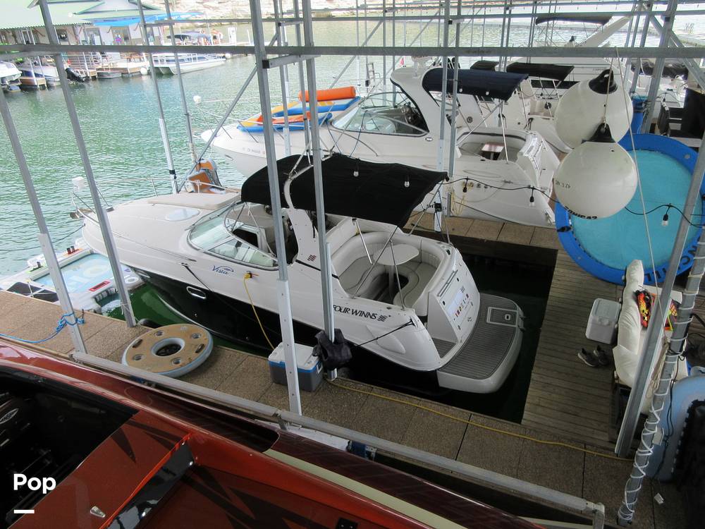 Slide: The Image of Four Winns 268 Vista 2003 - 15620429