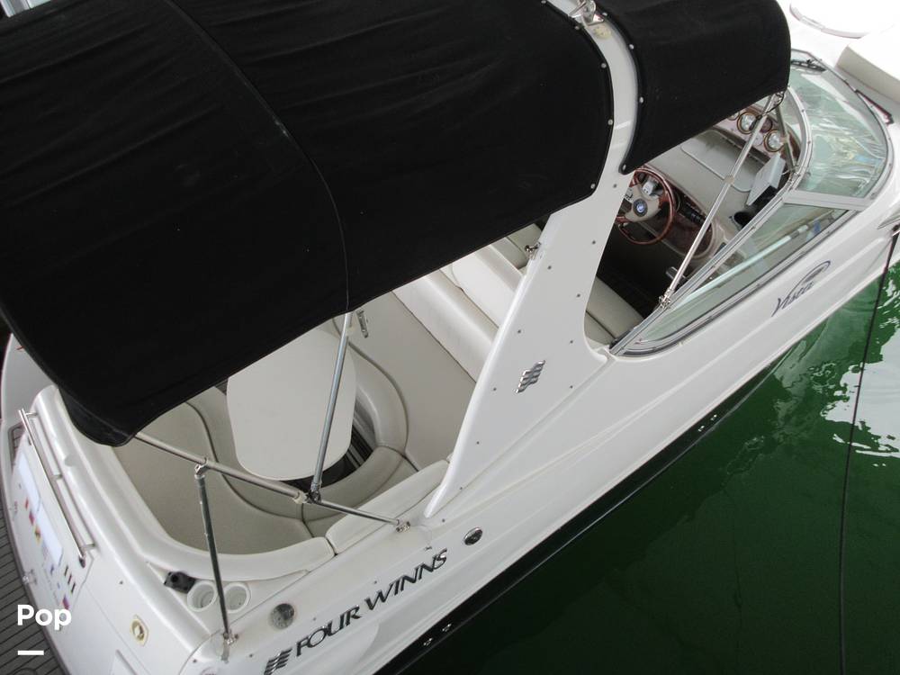 Slide: The Image of Four Winns 268 Vista 2003 - 15620433