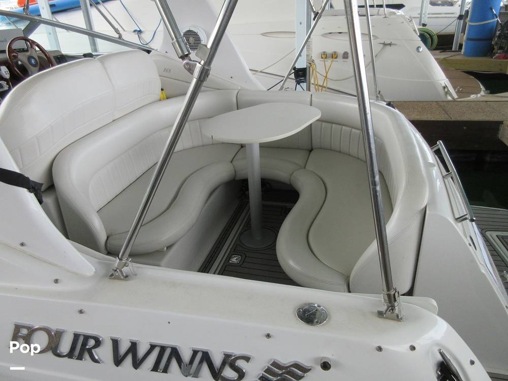 Slide: The Image of Four Winns 268 Vista 2003 - 15620447