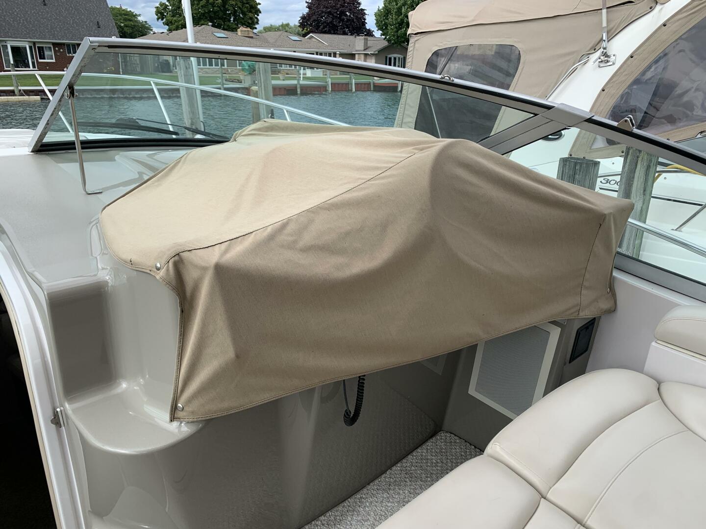 Slide: The Image of Four Winns 32 1999 - 5276599