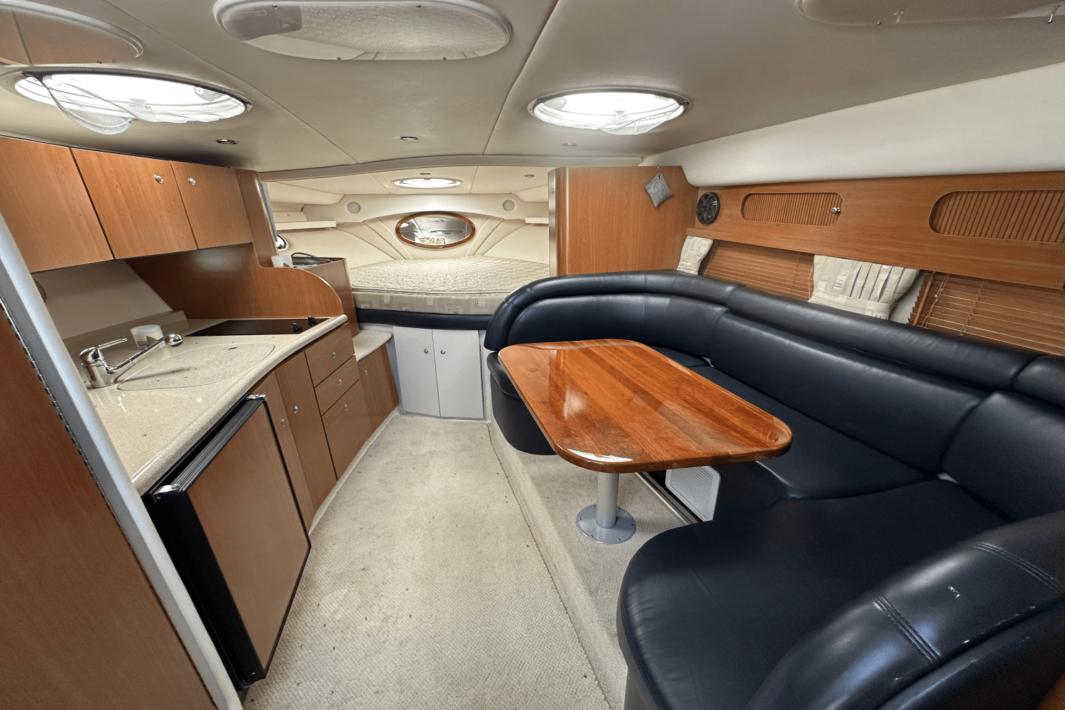 Slide: The Image of Four Winns 348 VISTA 2003 - 14