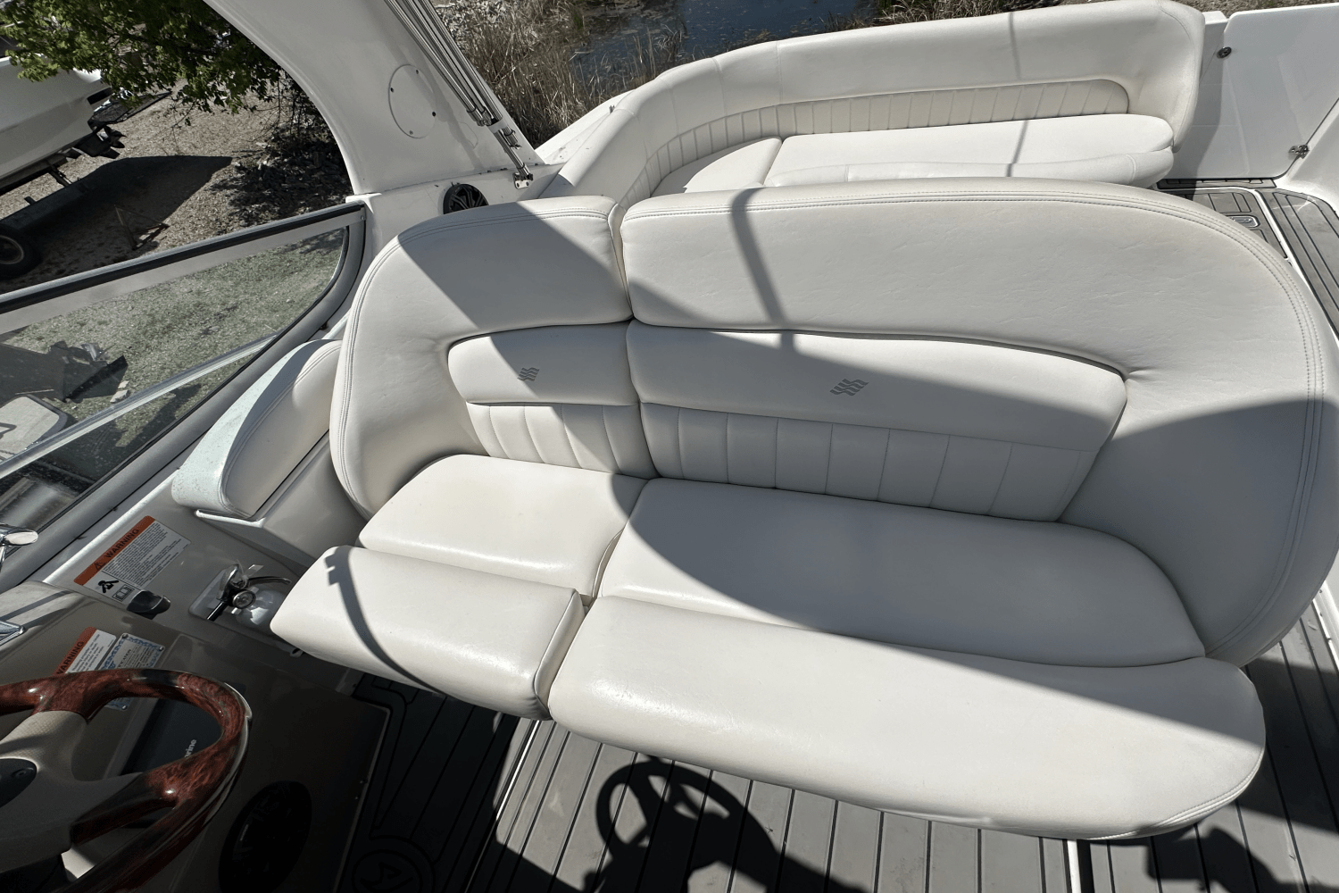 Slide: The Image of Four Winns 348 VISTA 2003 - 6