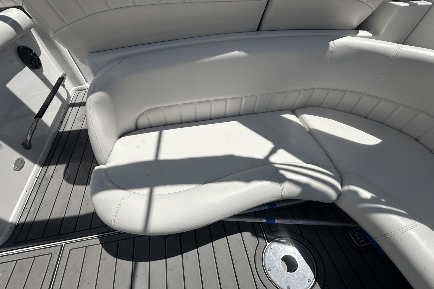 Slide: The Image of Four Winns 348 VISTA 2003 - 7