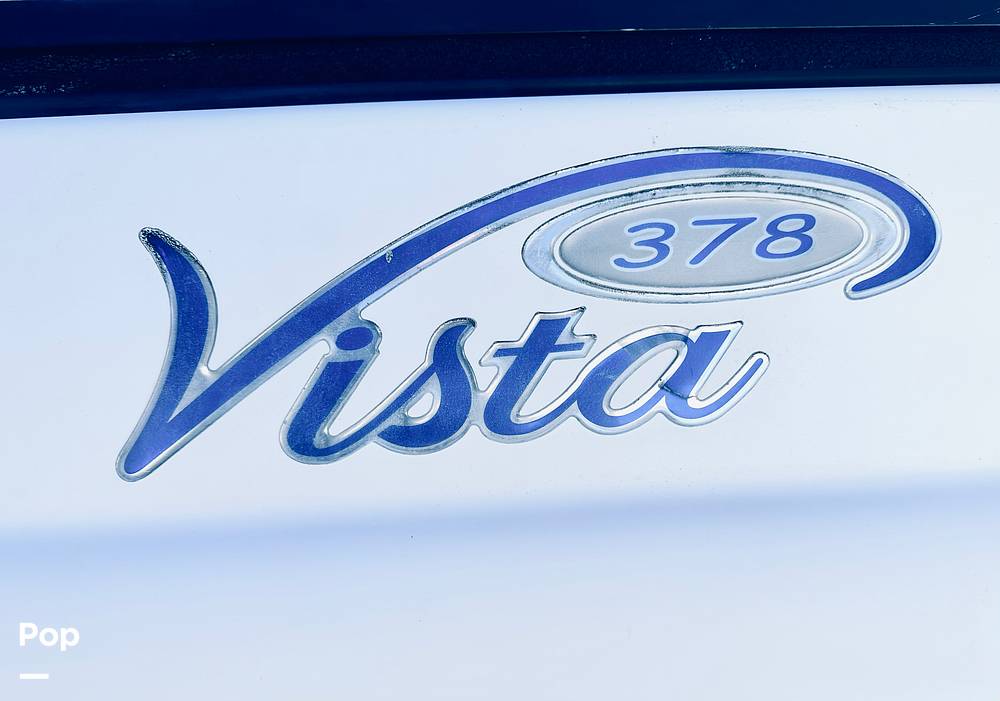 Slide: The Image of Four Winns 378 Vista 2003 - 12