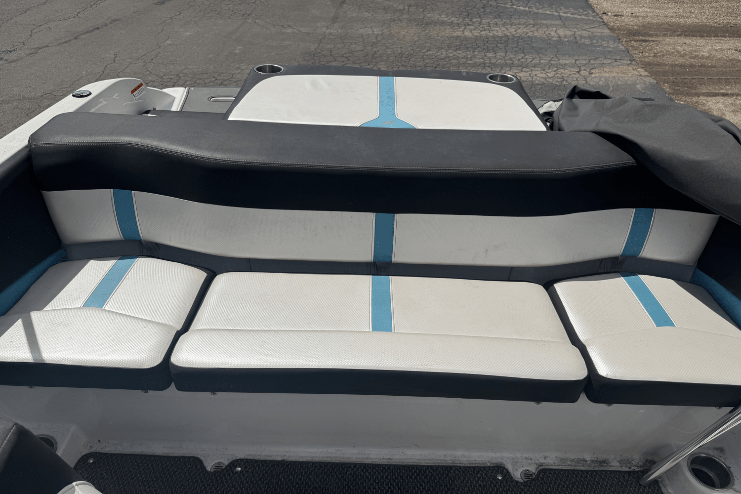 Slide: The Image of Four Winns H180RS 2014 - 15