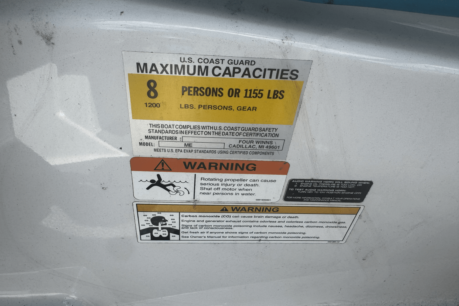 Slide: The Image of Four Winns H180RS 2014 - 9