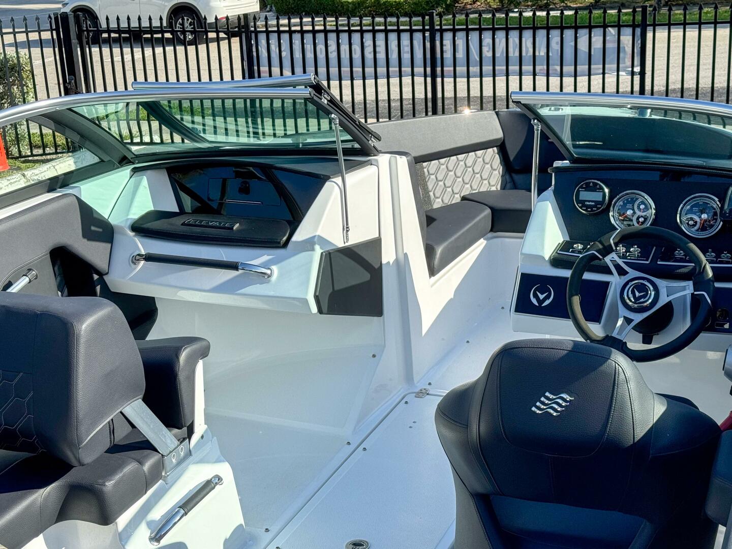 Slide: The Image of Four Winns H2 2021 - 5534528