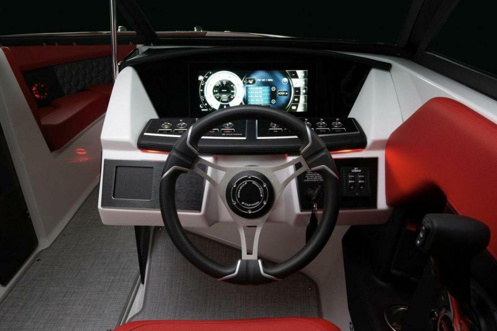 Slide: The Image of Four Winns H2 2026 - 5399319