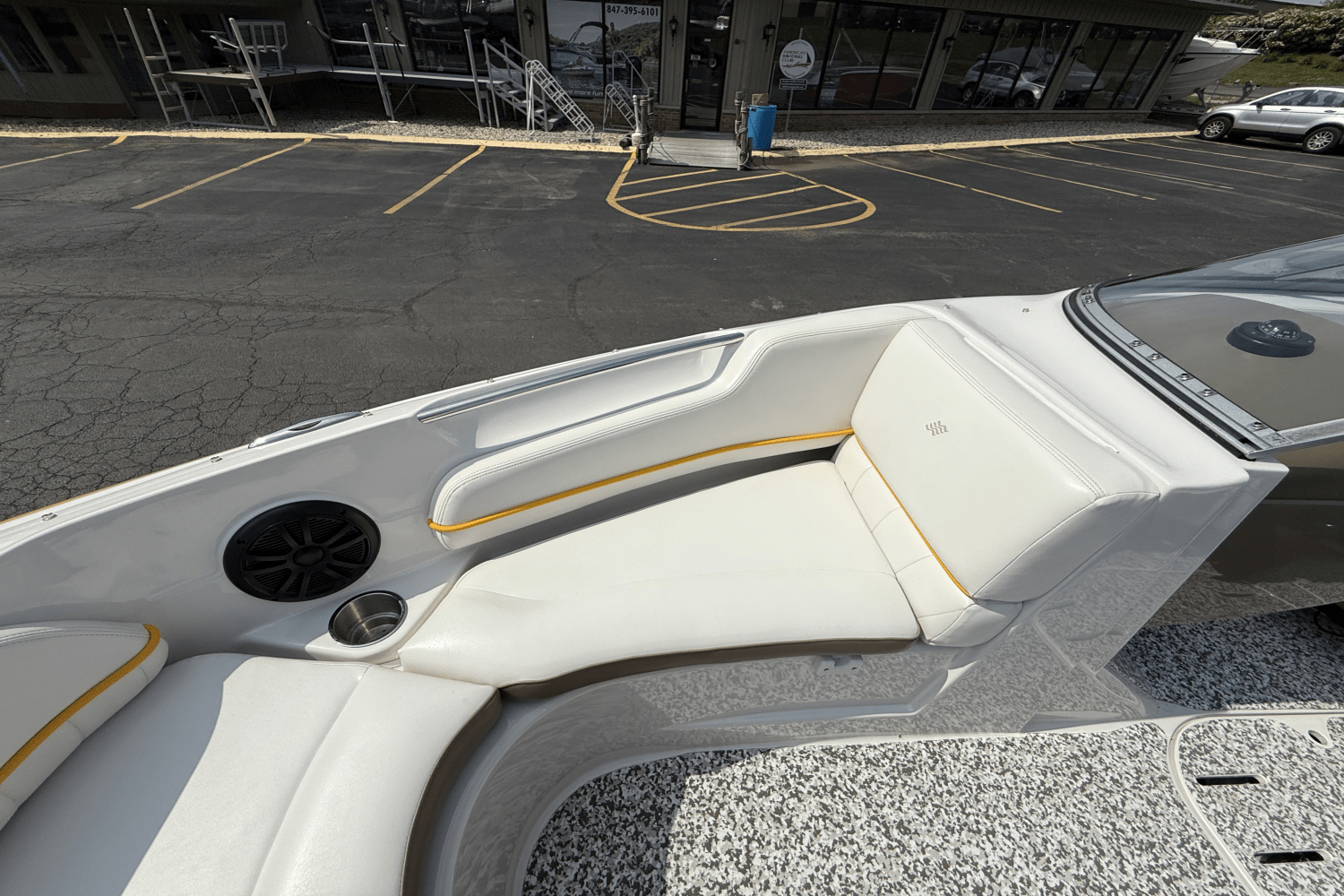 Slide: The Image of Four Winns H200 2008 - 16