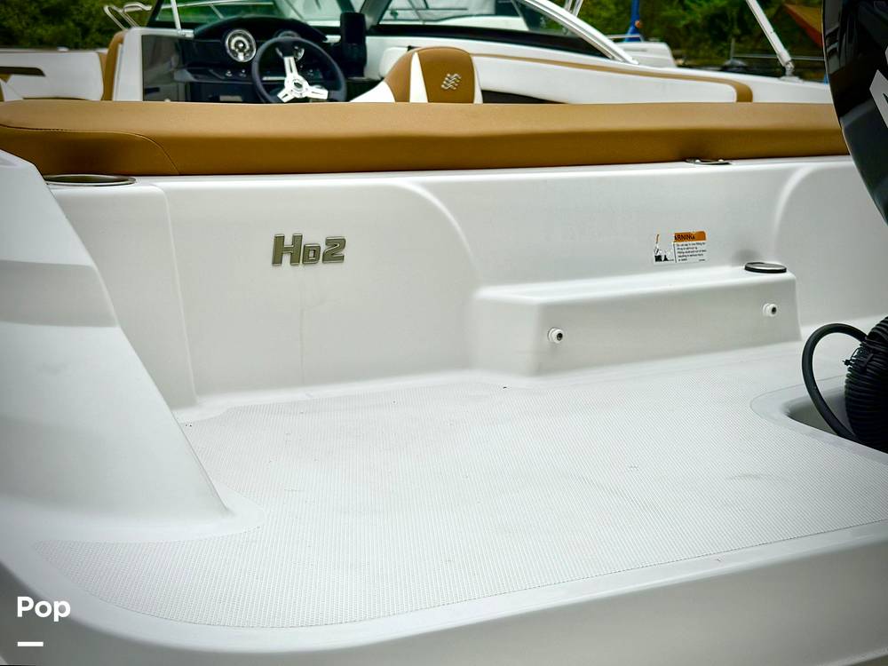 Slide: The Image of Four Winns HD2 2021 - 15631395