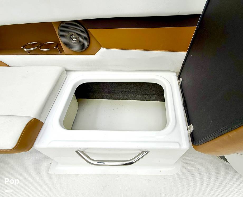 Slide: The Image of Four Winns HD2 2021 - 15631422