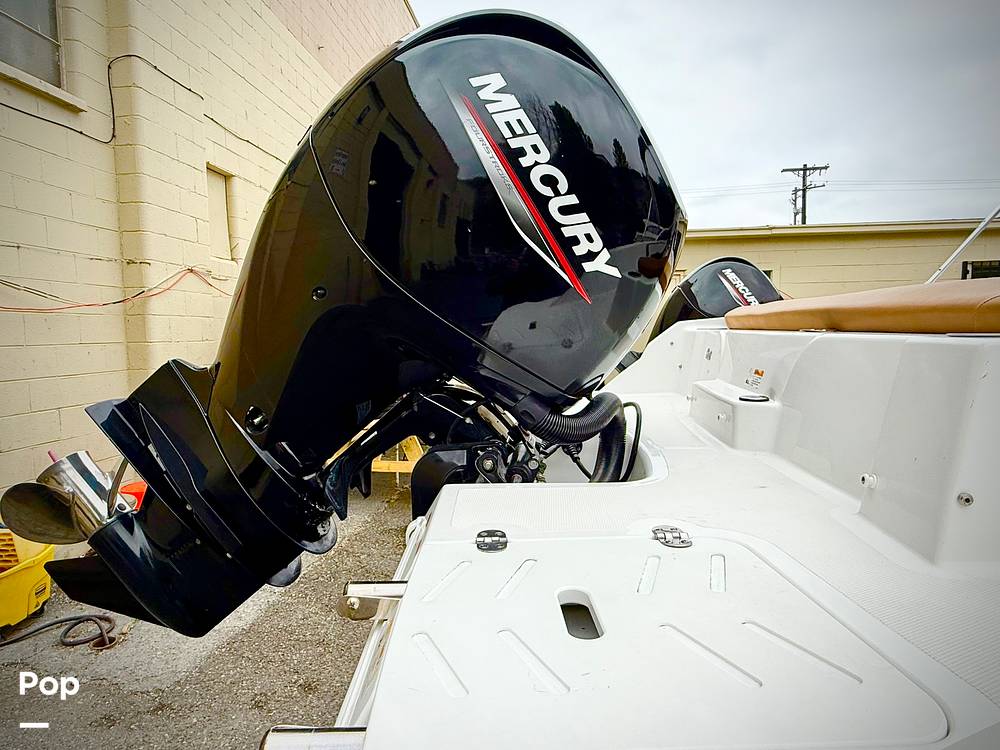 Slide: The Image of Four Winns HD2 2021 - 15631444