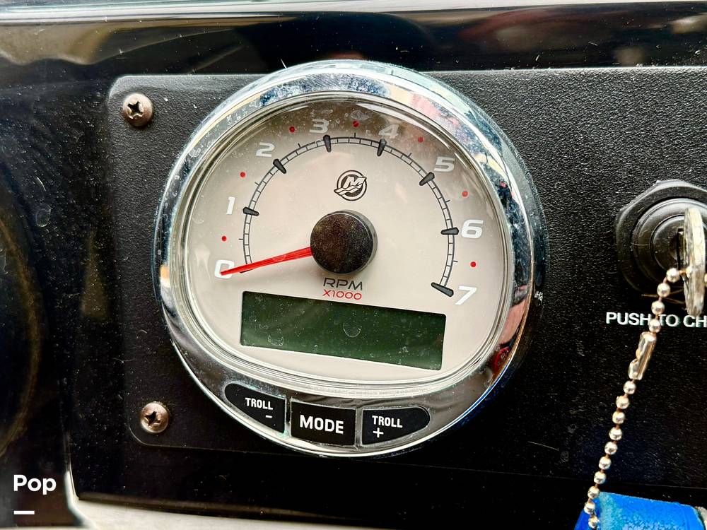 Slide: The Image of Four Winns HD2 2021 - 15631449