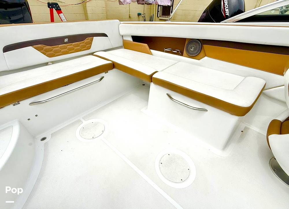 Slide: The Image of Four Winns HD2 2021 - 15631452