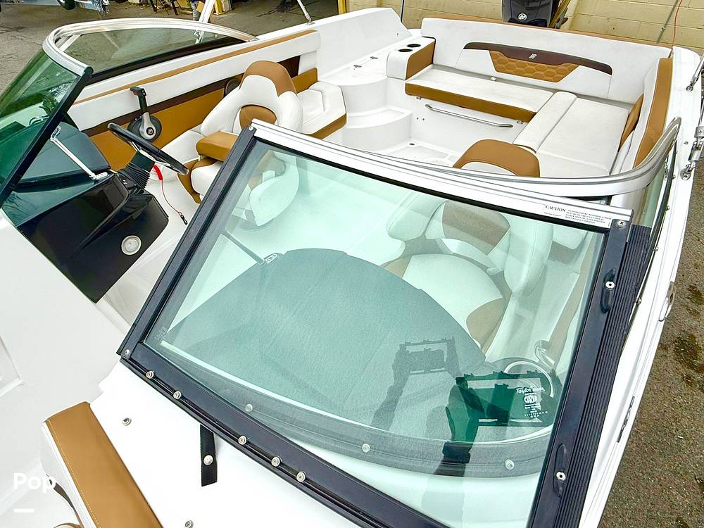 Slide: The Image of Four Winns HD2 2021 - 15631467