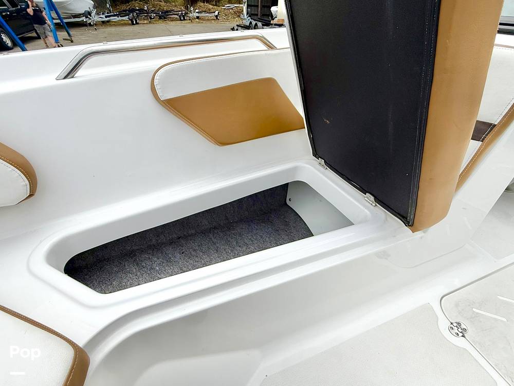 Slide: The Image of Four Winns HD2 2021 - 15631469