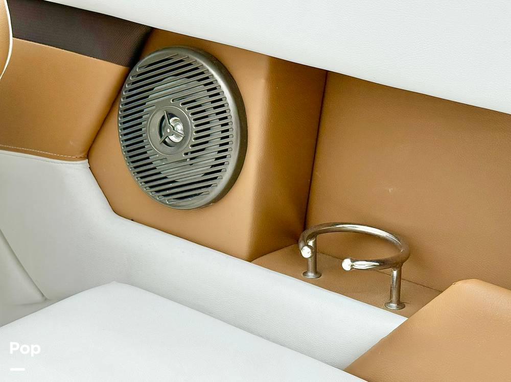 Slide: The Image of Four Winns HD2 2021 - 15631474