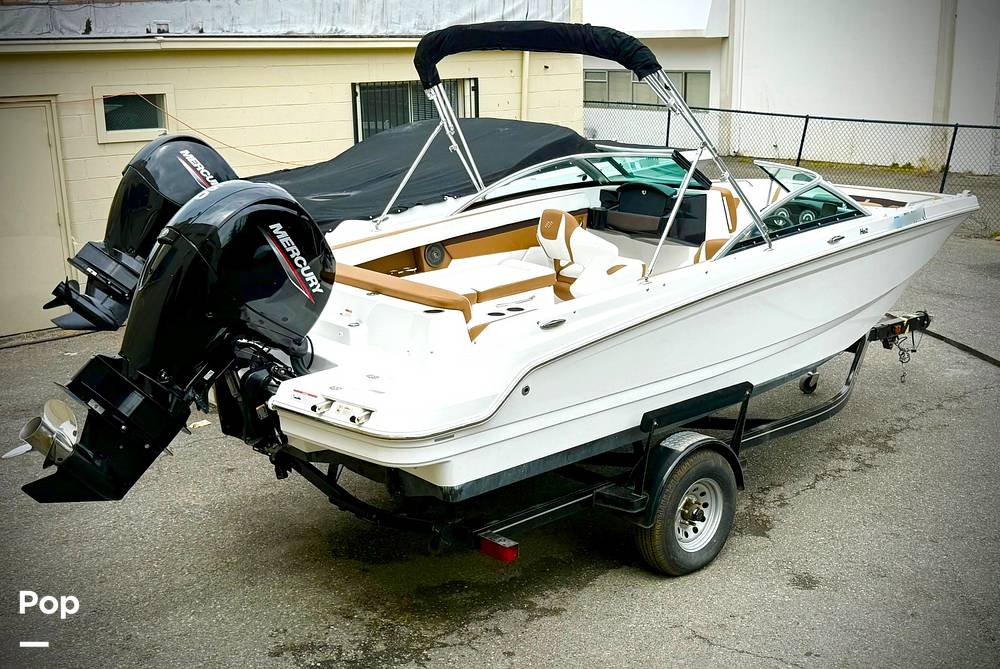 Slide: The Image of Trailer Not Included - 15631527