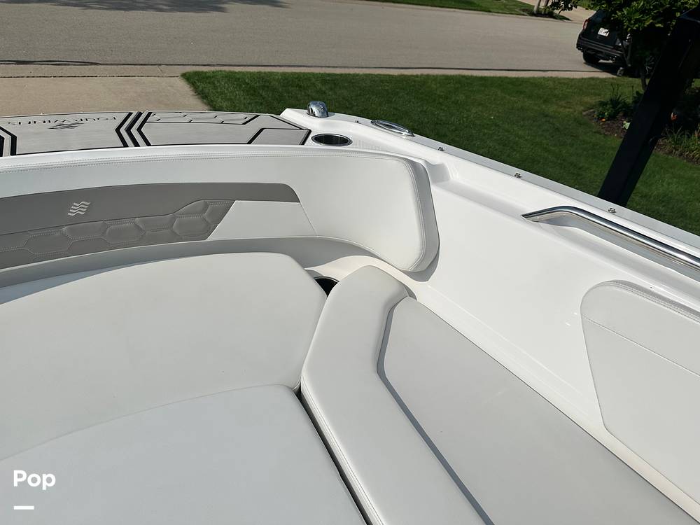 Slide: The Image of Four Winns HD2 2022 - 15639418