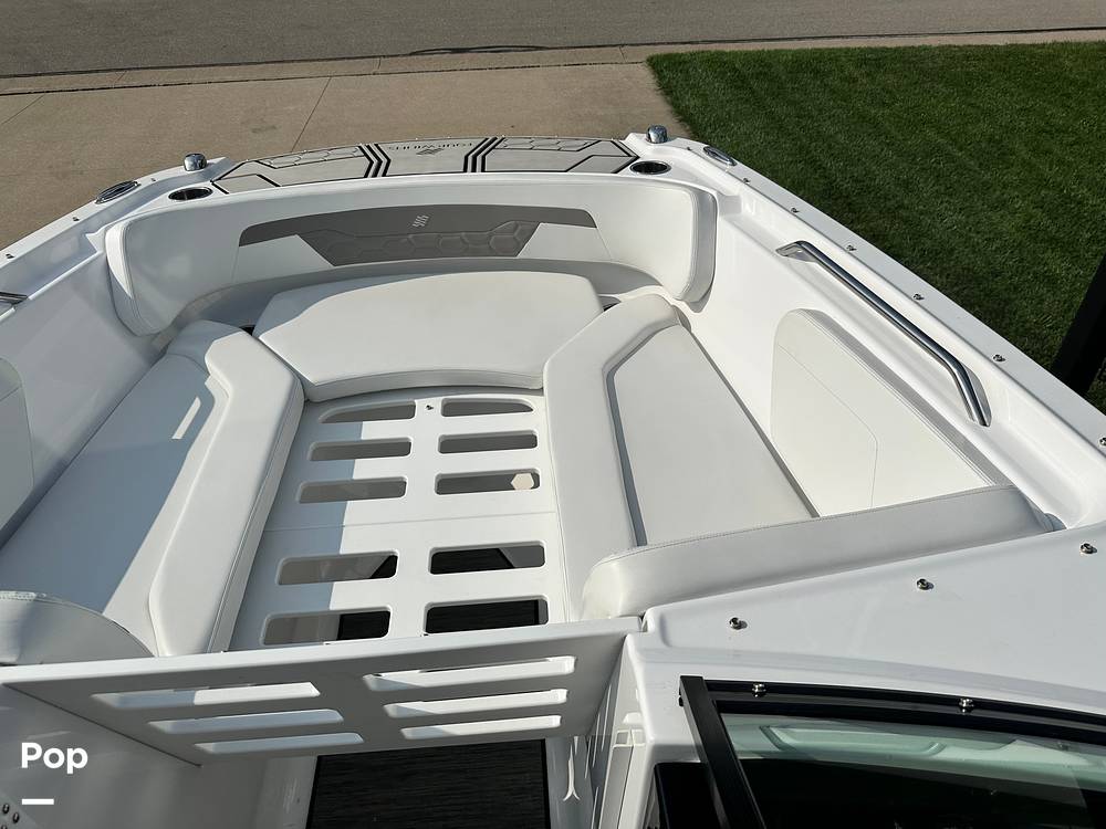 Slide: The Image of Four Winns HD2 2022 - 15639428