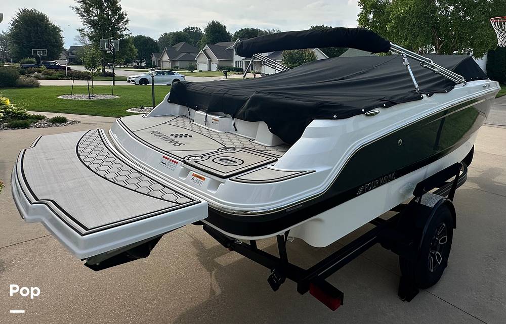 Slide: The Image of Four Winns HD2 2022 - 15639542