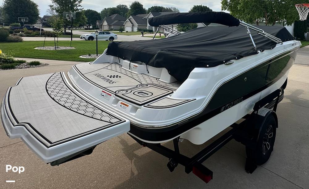 Slide: The Image of Four Winns HD2 2022 - 15639545