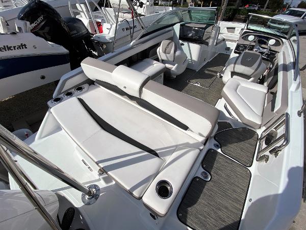 Slide: The Image of Four Winns HD220 OB 2020 - 5