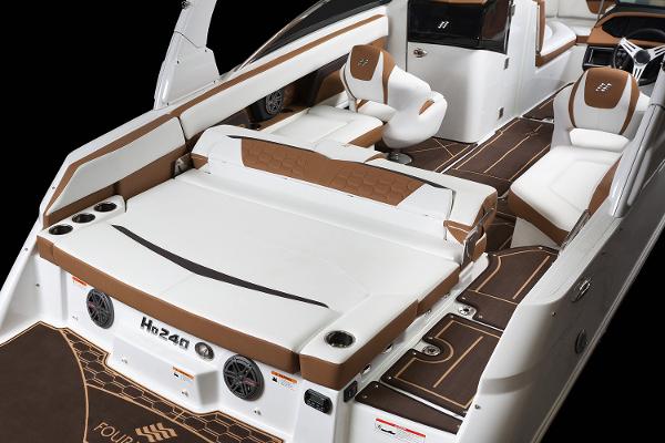 Slide: The Image of Four Winns HD240 OB 2020 - 11