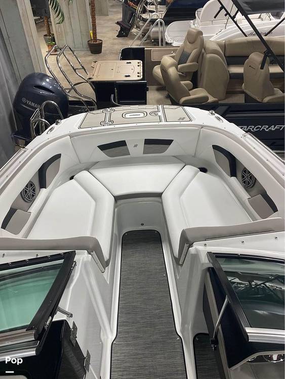 Slide: The Image of Four Winns HD3 2021 - 12000358